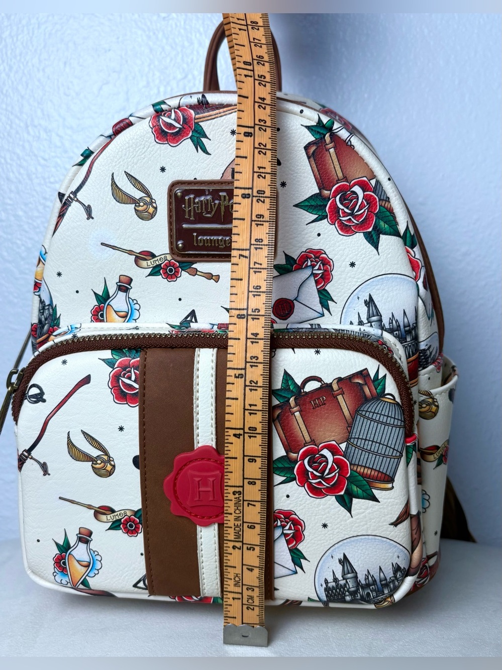 Harry Potter Loungefly backpack - Picture 5 of 7